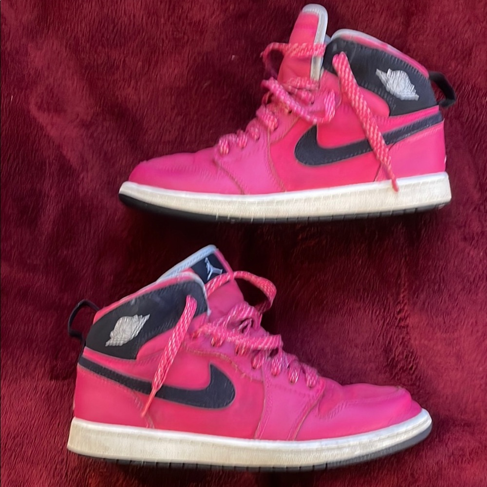 Jordan Pink Sneakers High-Top - Picture 2 of 6